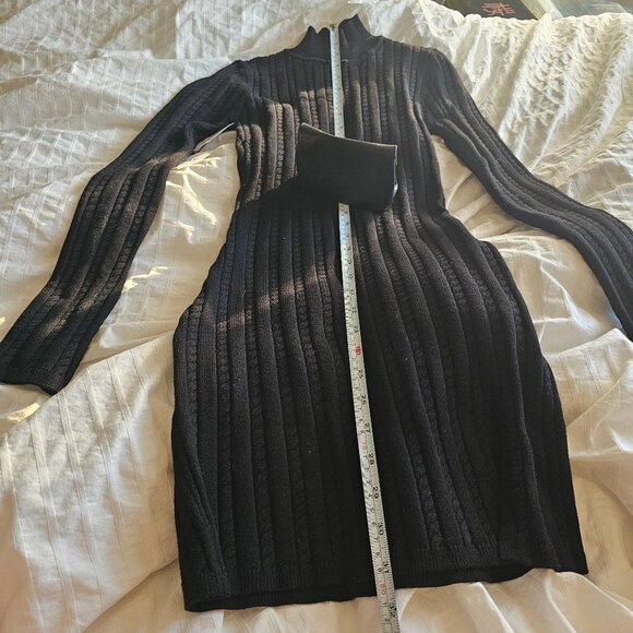 Aritzia Sunday Best Maple Longsleeve Bodycon Dress - 2020 - Black - Sz S - NWT - Picture 11 of 16